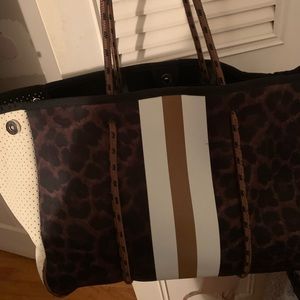 Large purse/tote